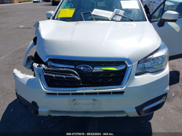 JF2SJAGC5JH450761 Subaru Forester Premium