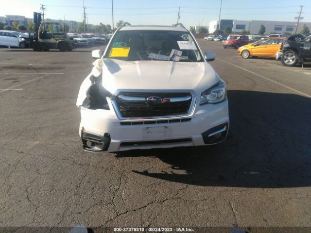 JF2SJAGC5JH450761 Subaru Forester Premium