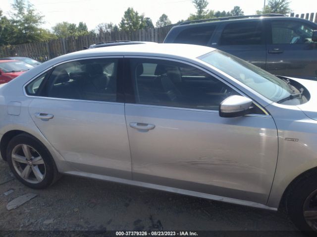 1VWAT7A31FC115904 Volkswagen Passat 1.8t Limited Edition