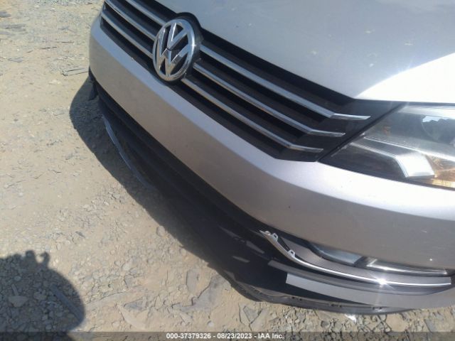 1VWAT7A31FC115904 Volkswagen Passat 1.8t Limited Edition