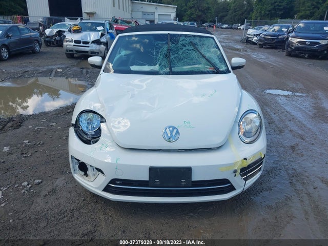 2018 Volkswagen Beetle, VIN: 3VW5DAAT2JM502321