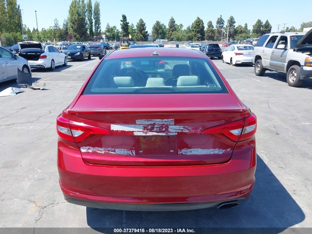 2015 HYUNDAI SONATA 2.4L SE VIN: 5NPE24AF0FH116840