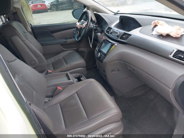 Honda Odyssey Touring 2016 5FNRL5H97GB057306 Image 5
