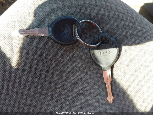 2002 CHRYSLER VOYAGER BASE VIN: 1C4GJ25312B549370