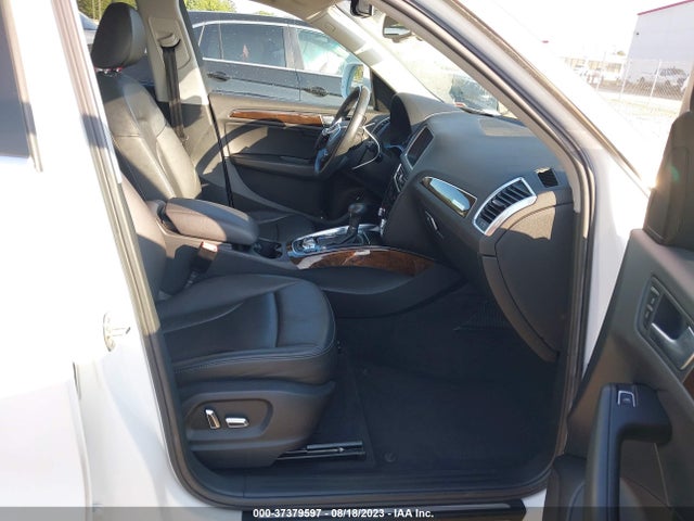 WA1LFAFP1EA002857 Audi Q5 Premium Plus