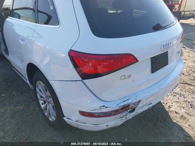 WA1LFAFP1EA002857 Audi Q5 Premium Plus