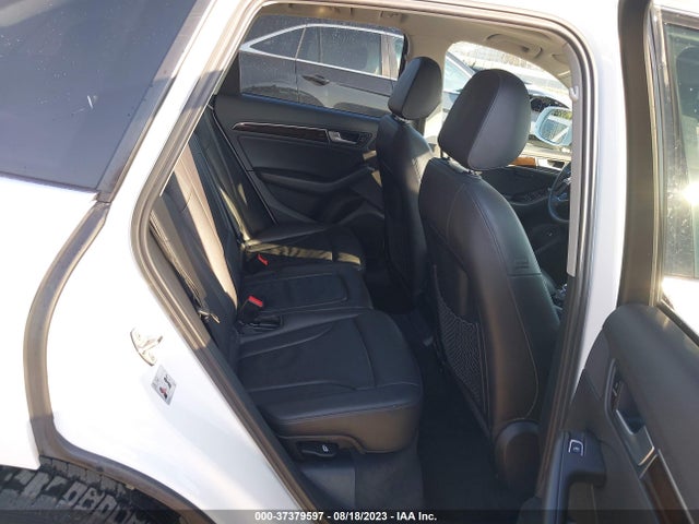 WA1LFAFP1EA002857 Audi Q5 Premium Plus