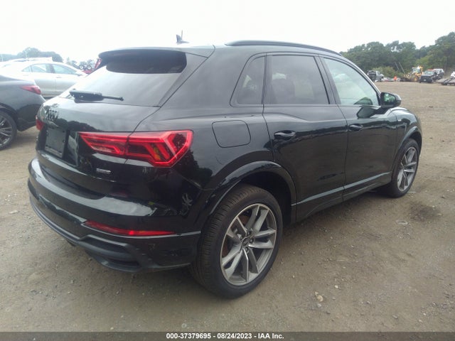 WA1DECF31N1132248 Audi Q3 S Line Premium