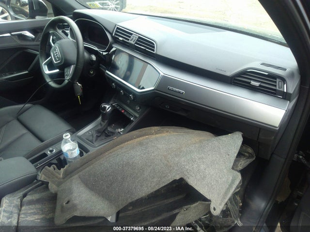 WA1DECF31N1132248 Audi Q3 S Line Premium