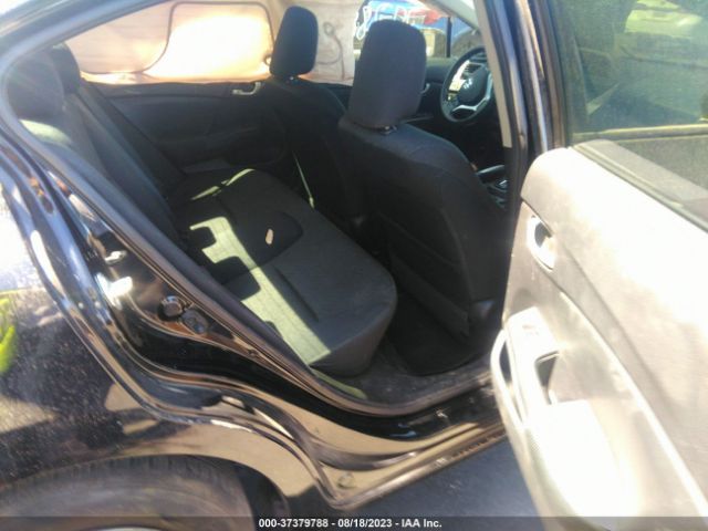 19XFB2F57EE260476 Honda Civic Sedan Lx