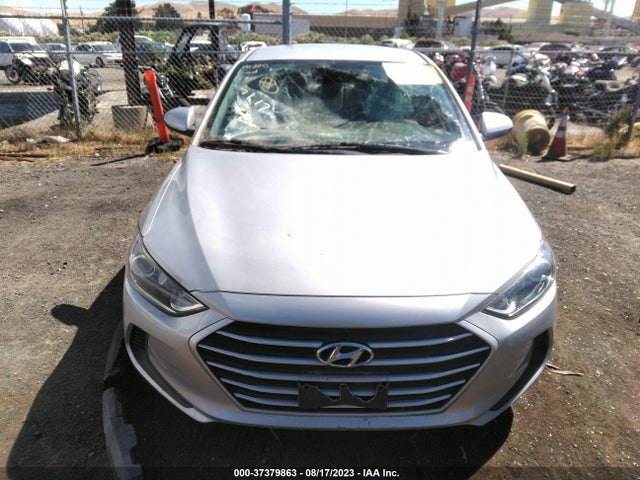 Hyundai ELANTRA SEL 2018 5NPD84LF0JH306637 Image 4