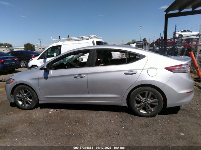 Hyundai ELANTRA SEL 2018 5NPD84LF0JH306637 Image 6