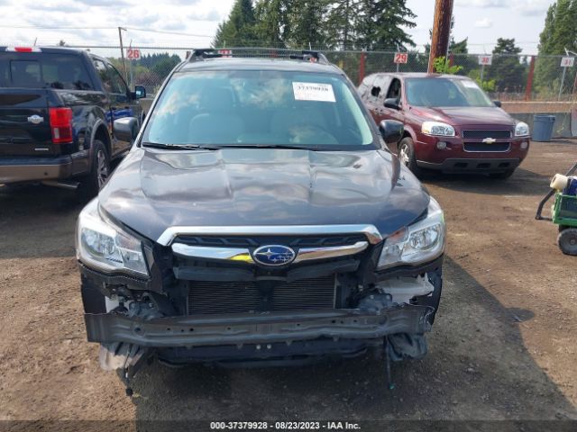 JF2SJAGC9JH479888 Subaru Forester Premium