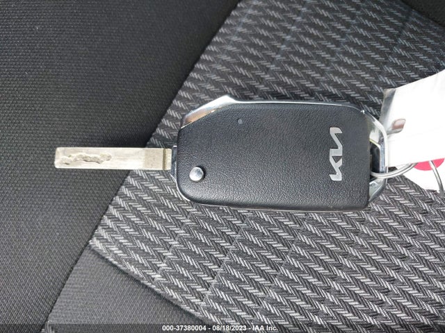 2023 KIA SORENTO LX VIN: 5XYRGDLC6PG188365