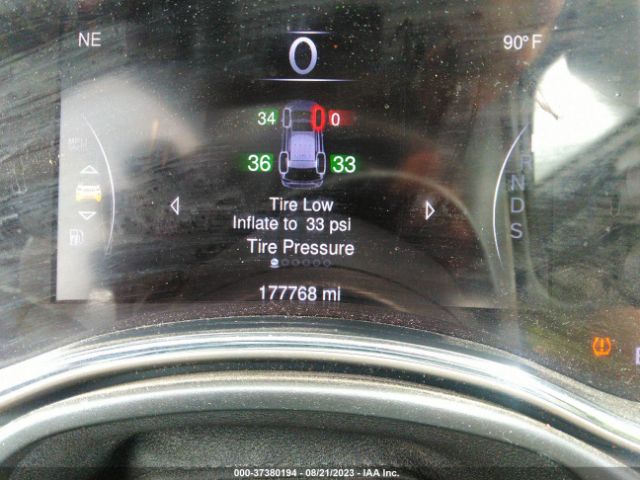1C4RJFAG1FC627302 Jeep Grand Cherokee Laredo