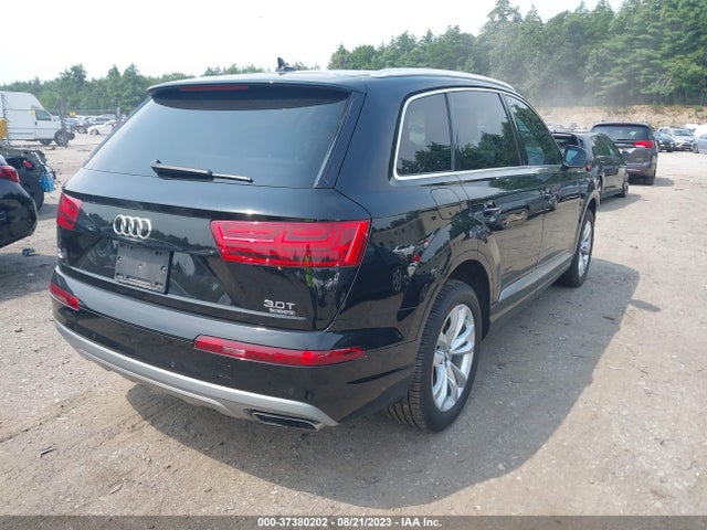 WA1LAAF77JD005088 Audi Q7 Premium Plus