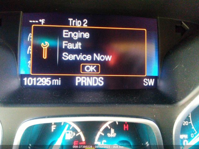 1FMCU0GD4HUC68303 Ford ESCAPE SE