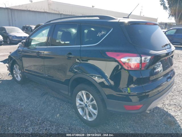 1FMCU0GD4HUC68303 Ford ESCAPE SE