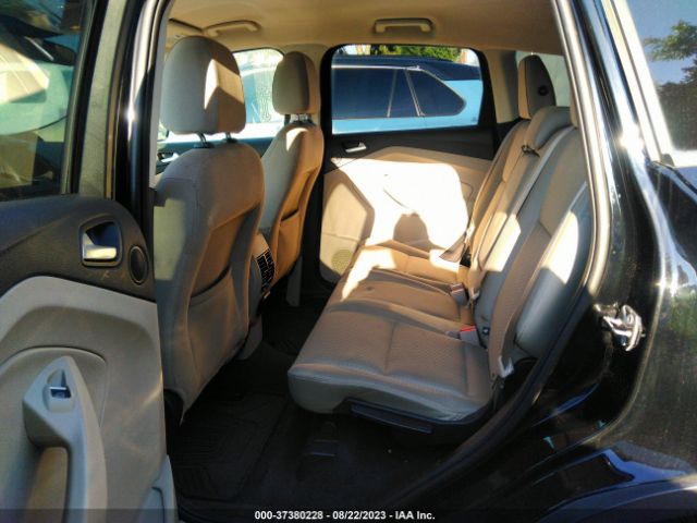 1FMCU0GD4HUC68303 Ford ESCAPE SE