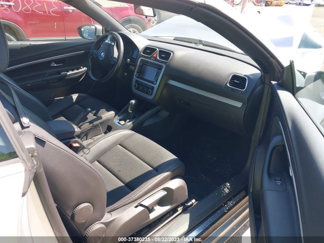 2012 VOLKSWAGEN EOS KOMFORT VIN: WVWBW7AH8CV000324