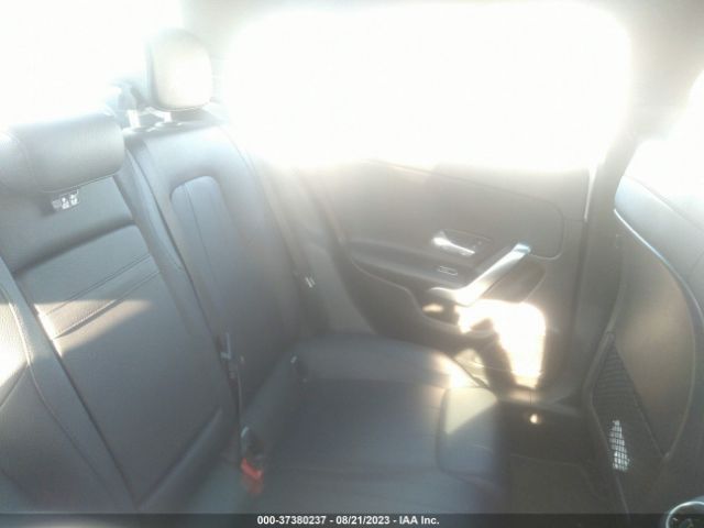 WDD3G4FB0KW002572 Mercedes-Benz A-class A 220
