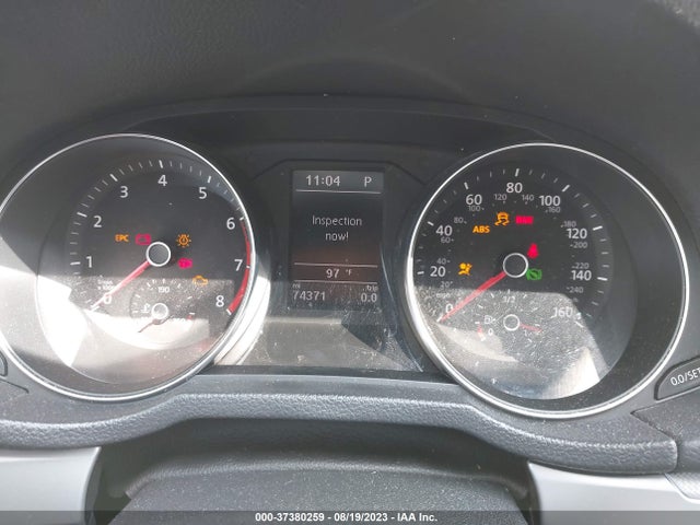 1VWAT7A33HC080933 Volkswagen Passat 1.8t S
