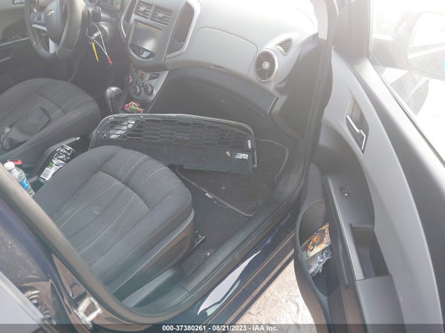 Chevrolet SONIC LT 2015 1G1JC6SB0F4141514 Image 5