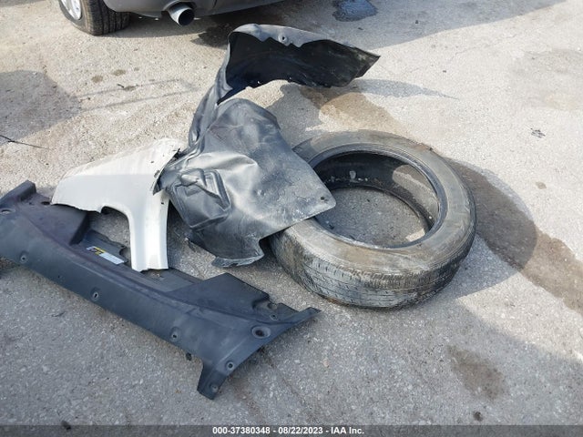 1C4PJLCB4FW548146 Jeep Cherokee Latitude
