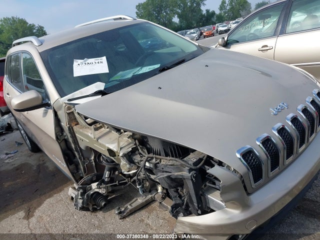 1C4PJLCB4FW548146 Jeep Cherokee Latitude