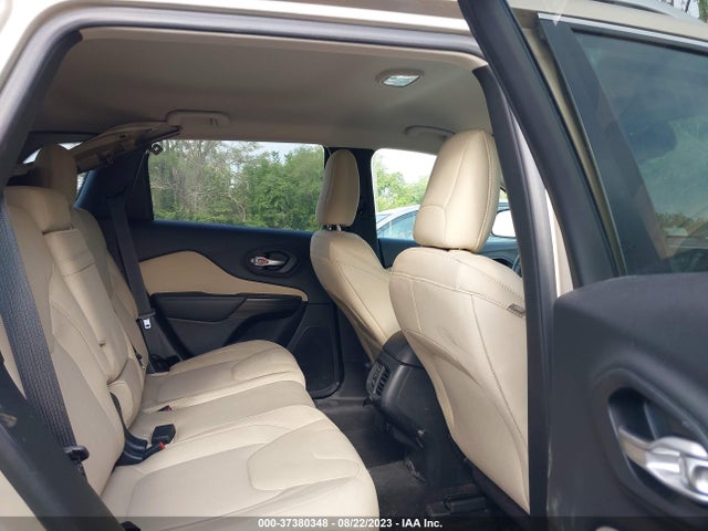 1C4PJLCB4FW548146 Jeep Cherokee Latitude