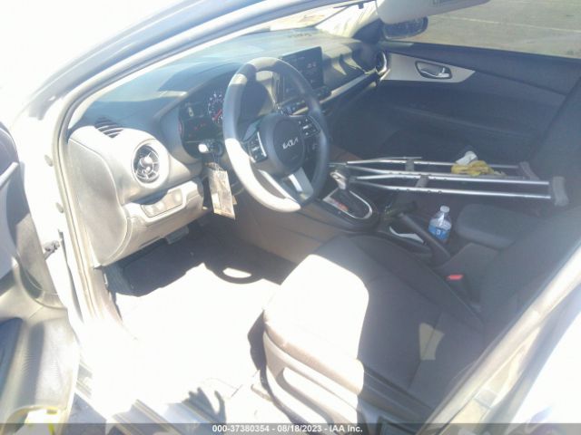 3KPF24AD7PE604997 KIA Forte Lxs