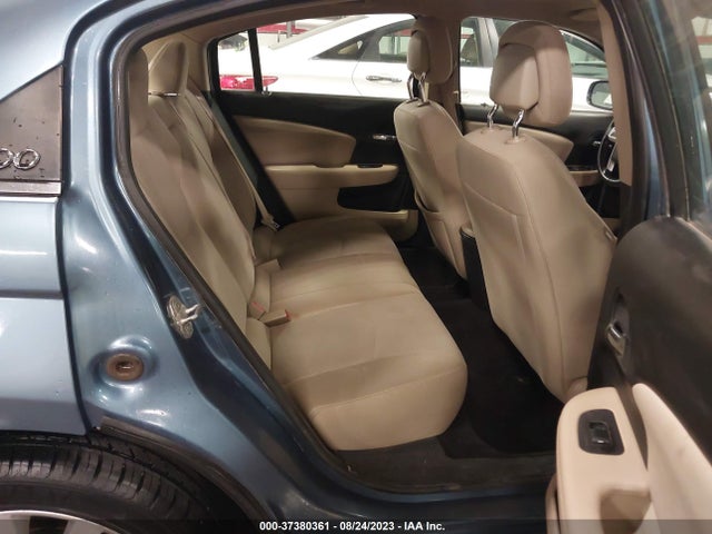 2011 CHRYSLER 200 TOURING VIN: 1C3BC1FG4BN538883