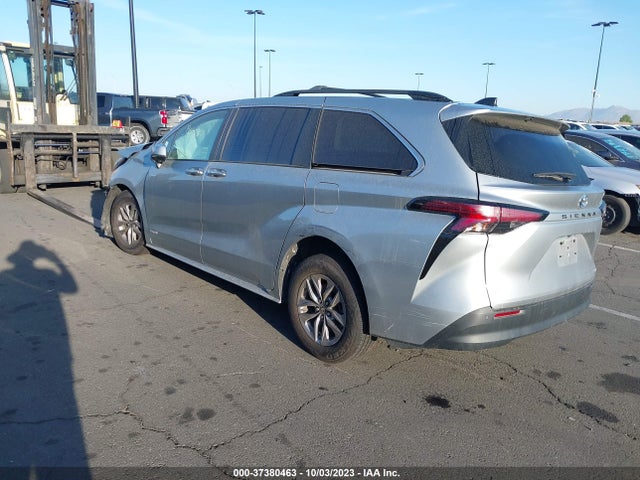 Toyota SIENNA XLE 2021 5TDYRKEC6MS043042 Image 9