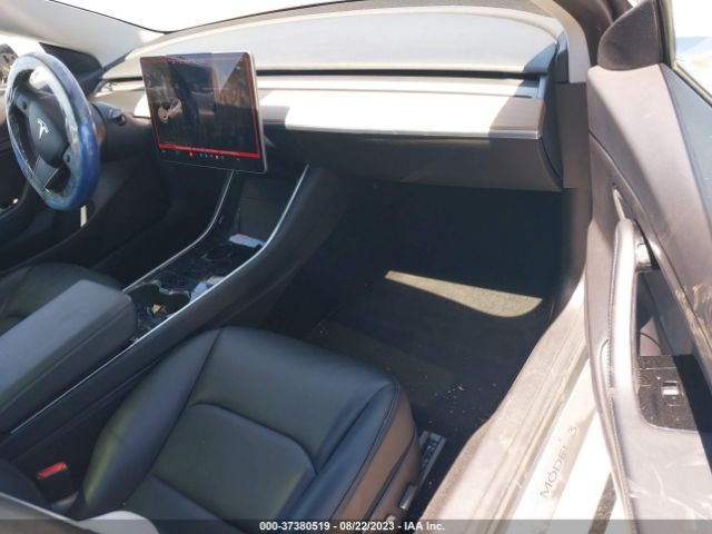 5YJ3E1EA8LF631963 Tesla Model 3 Standard Range