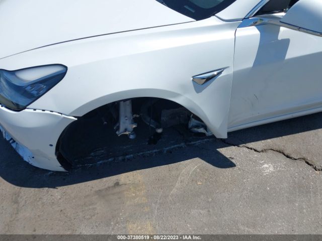 5YJ3E1EA8LF631963 Tesla Model 3 Standard Range