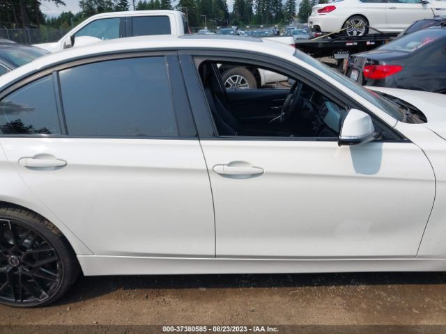 WBA8A3C32HK692072 BMW 3 Series 320i Xdrive