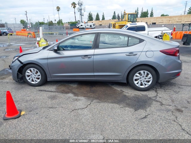 Hyundai ELANTRA SE 2019 5NPD74LF1KH456017 Image 14