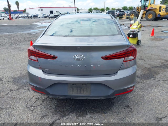 Hyundai ELANTRA SE 2019 5NPD74LF1KH456017 Image 16