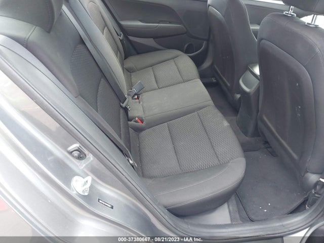 Hyundai ELANTRA SE 2019 5NPD74LF1KH456017 Image 8