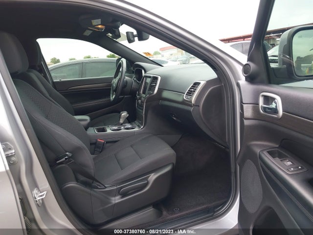 1C4RJEAG5JC513595 Jeep Grand Cherokee Laredo E