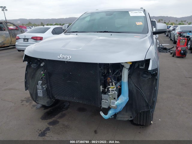 1C4RJEAG5JC513595 Jeep Grand Cherokee Laredo E