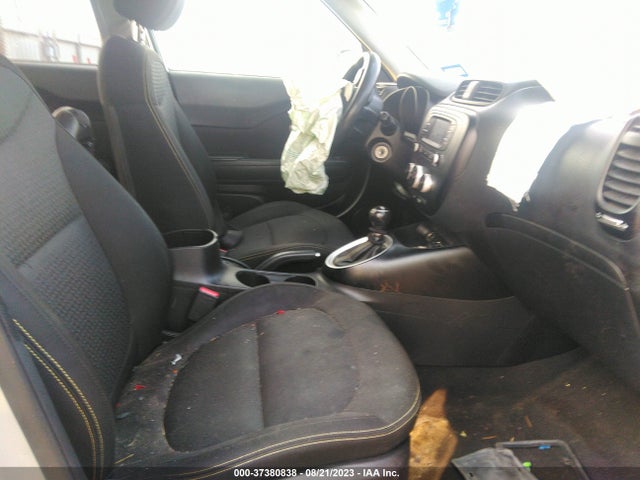 KIA SOUL + 2016 KNDJP3A57G7860944 Image 5