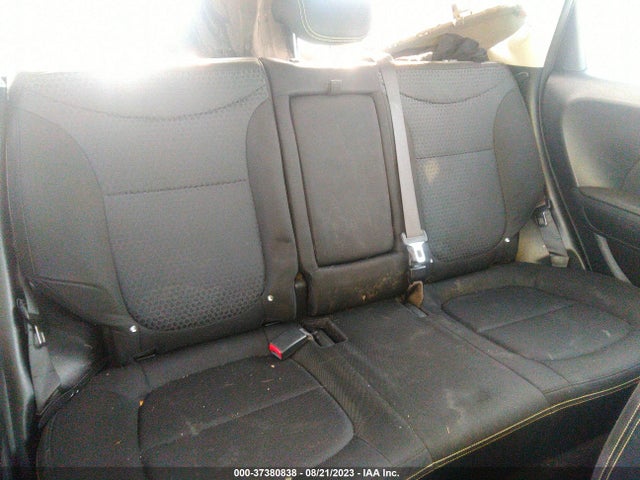 KIA SOUL + 2016 KNDJP3A57G7860944 Image 8