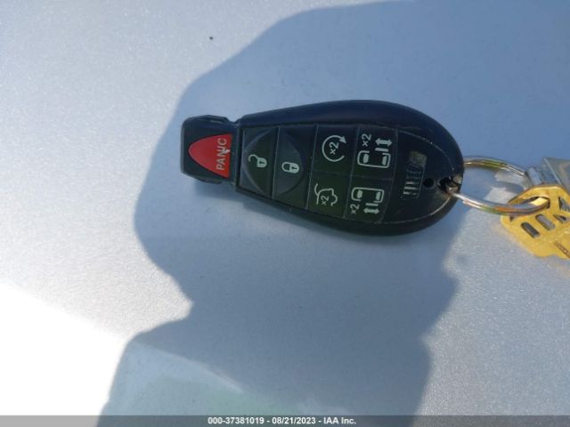 2C4RDGEG0KR787325 Dodge Grand Caravan Gt