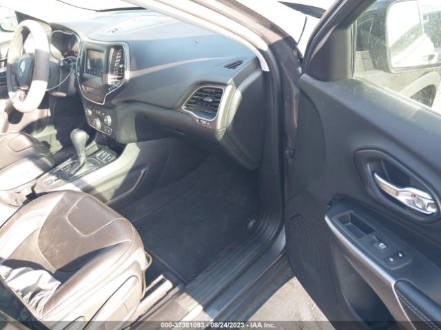 1C4PJLLB8LD596417 Jeep Cherokee Latitude Plus