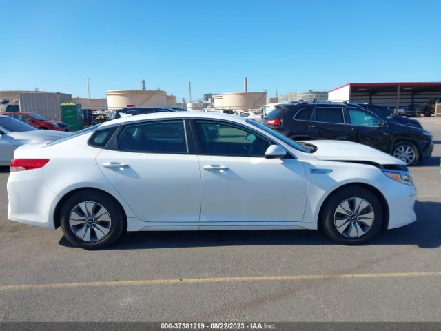 KNAGT4LC5H5008027 KIA Optima Hybrid Base