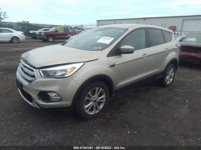 Ford ESCAPE SE 2017 1FMCU9GD3HUA07359 Image 2
