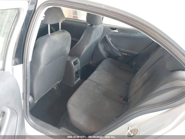 3VW267AJ7GM353718 Volkswagen Jetta Sedan 1.4t S