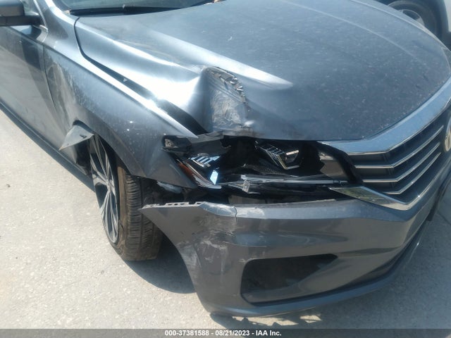 1VWSA7A39MC000667 Volkswagen Passat 2.0t Se