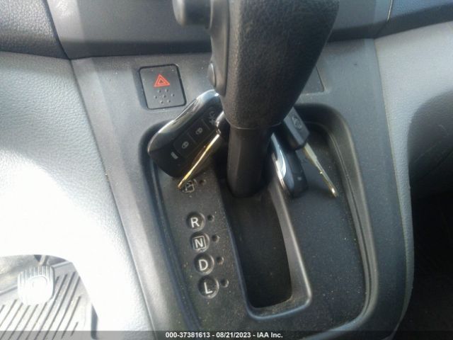 3N6CM0KN8HK707908 Nissan Nv200 Compact Cargo S